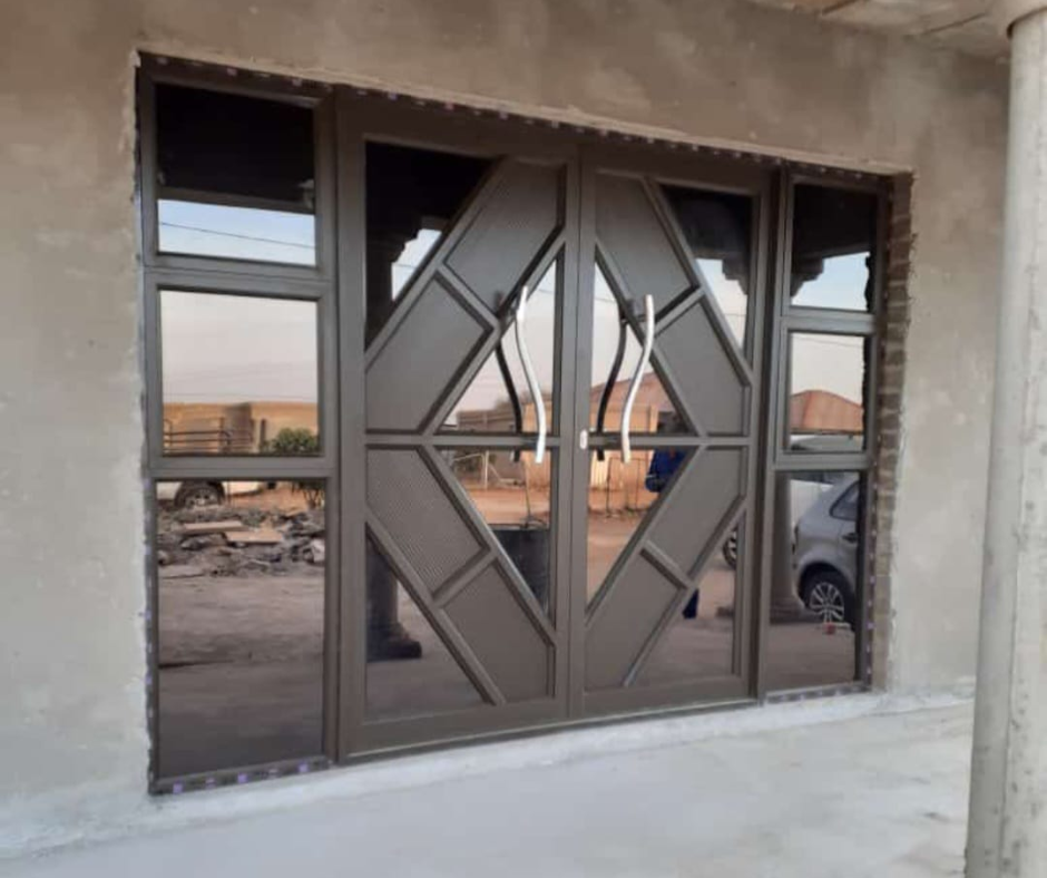 Secure aluminium entrance door